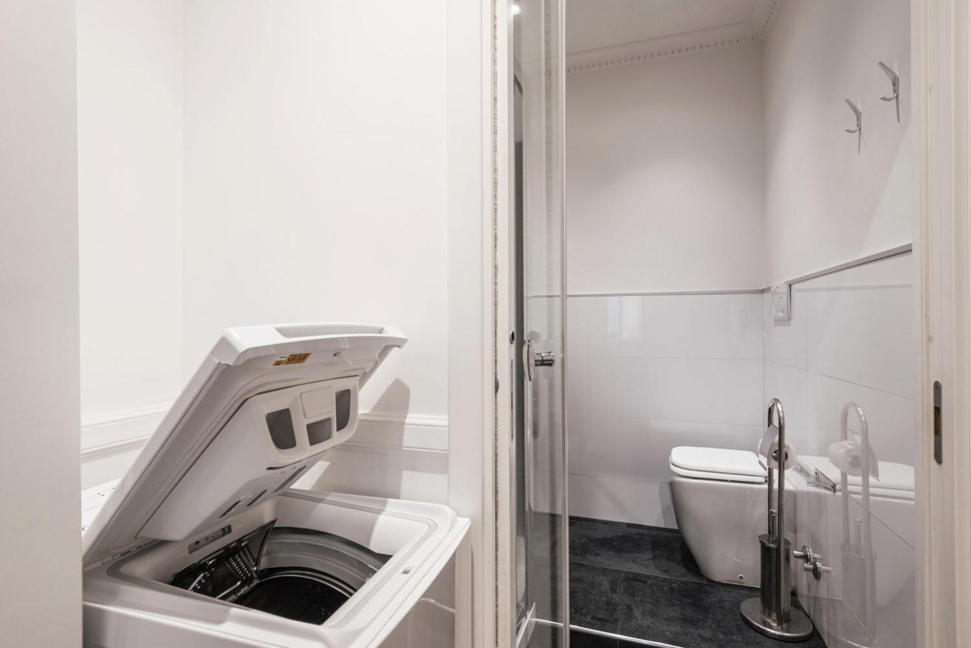 The Rent - In Testaccio District * Rome