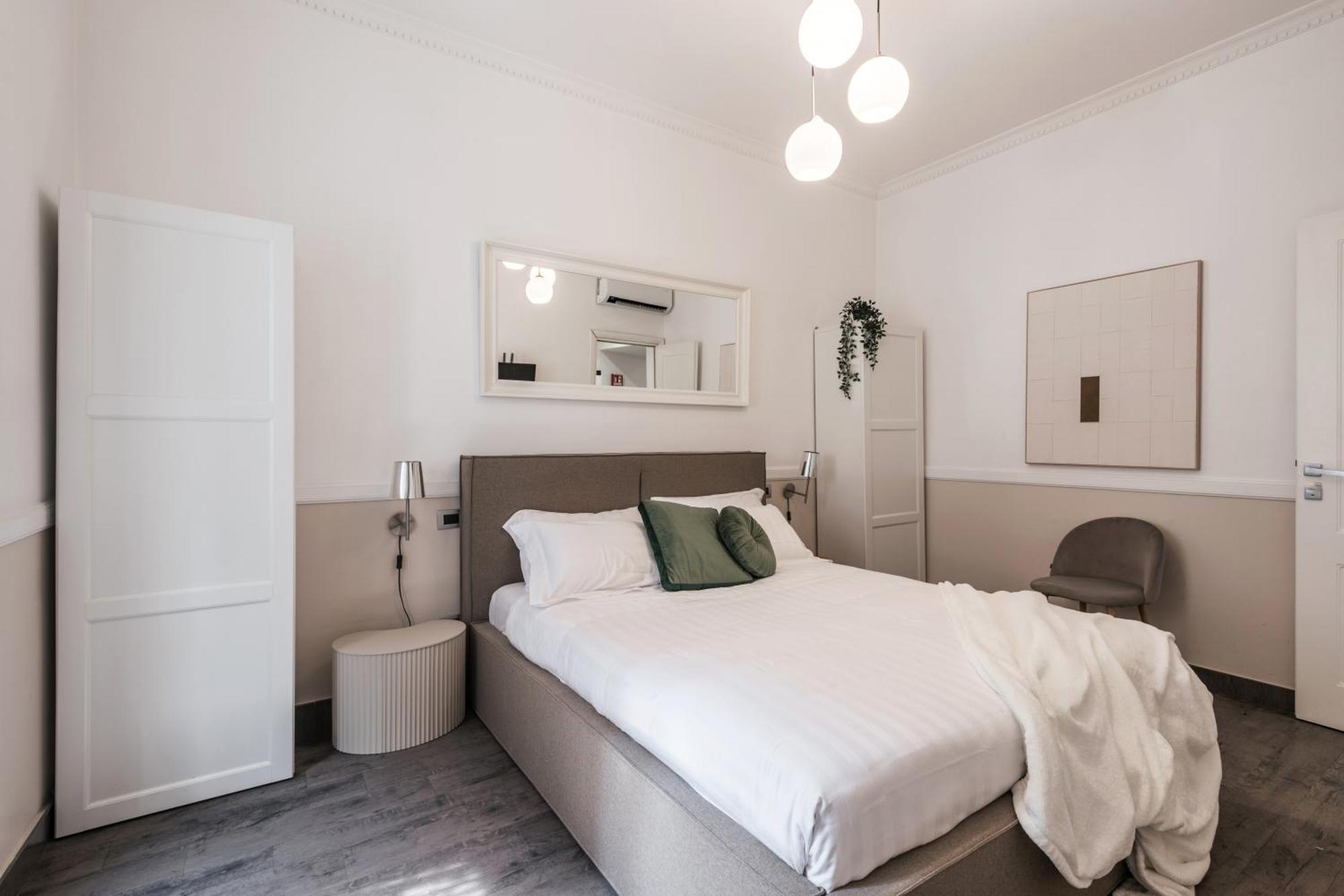 The Rent - In Testaccio District Apartment